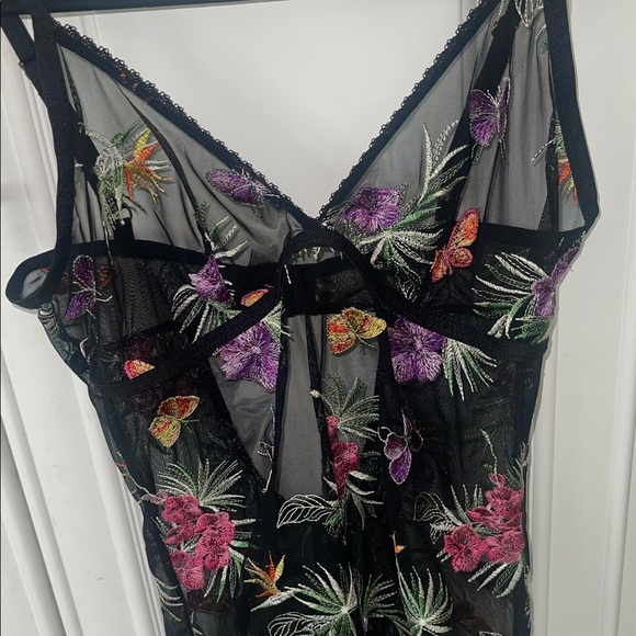 INC CONCEPTS EMBROIDERED SHEER BLACK MESH BODYSUIT TROPICAL FLORAL SIZE M - Picture 11 of 12